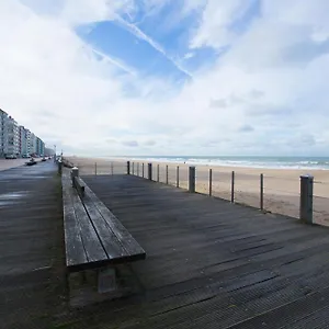 https://magnifique-appartement-avec-vue-sur-mer.hotelsghent.com